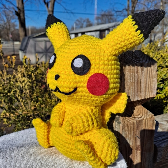 Pokemon Pikachu Amigurumi (Crochet Toy)